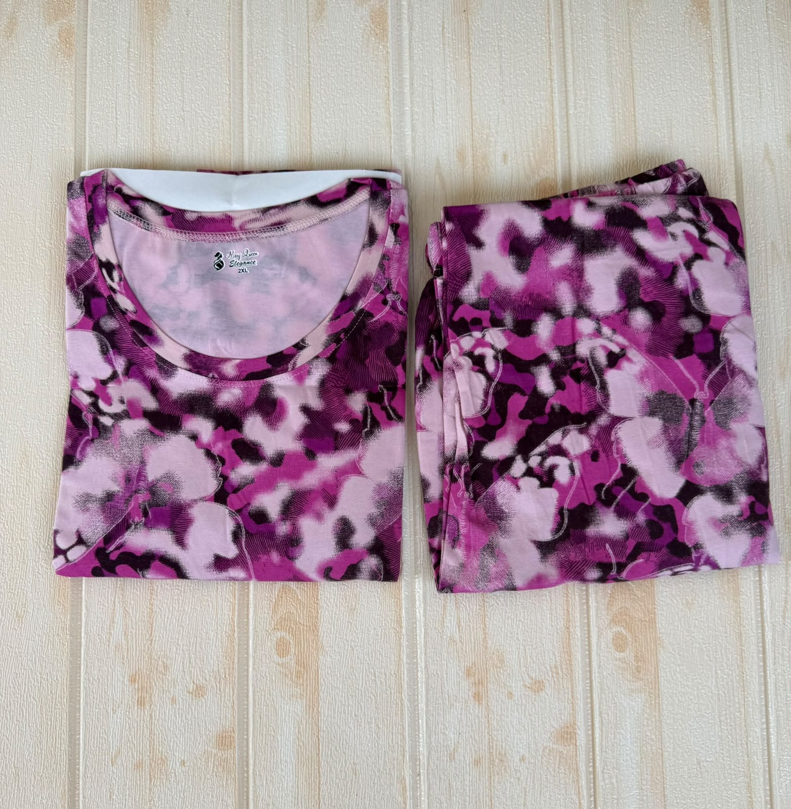 ELITE WOMENS TSHIRT + PANT PYJAMA SET - TeebuyclothingELITE WOMENS TSHIRT + PANT PYJAMA SET for women & kids - Teebuyclothing