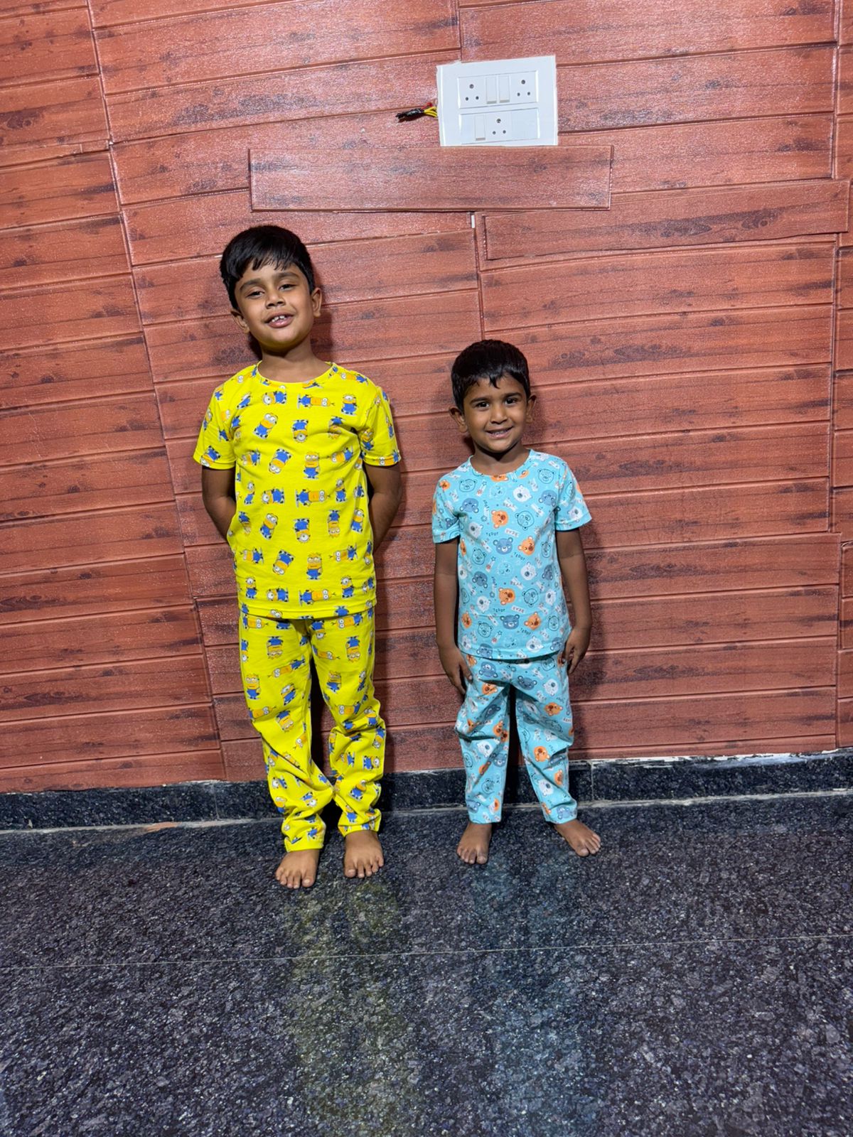 Kids unisex TSHIRT+PANT YELLOW MINION