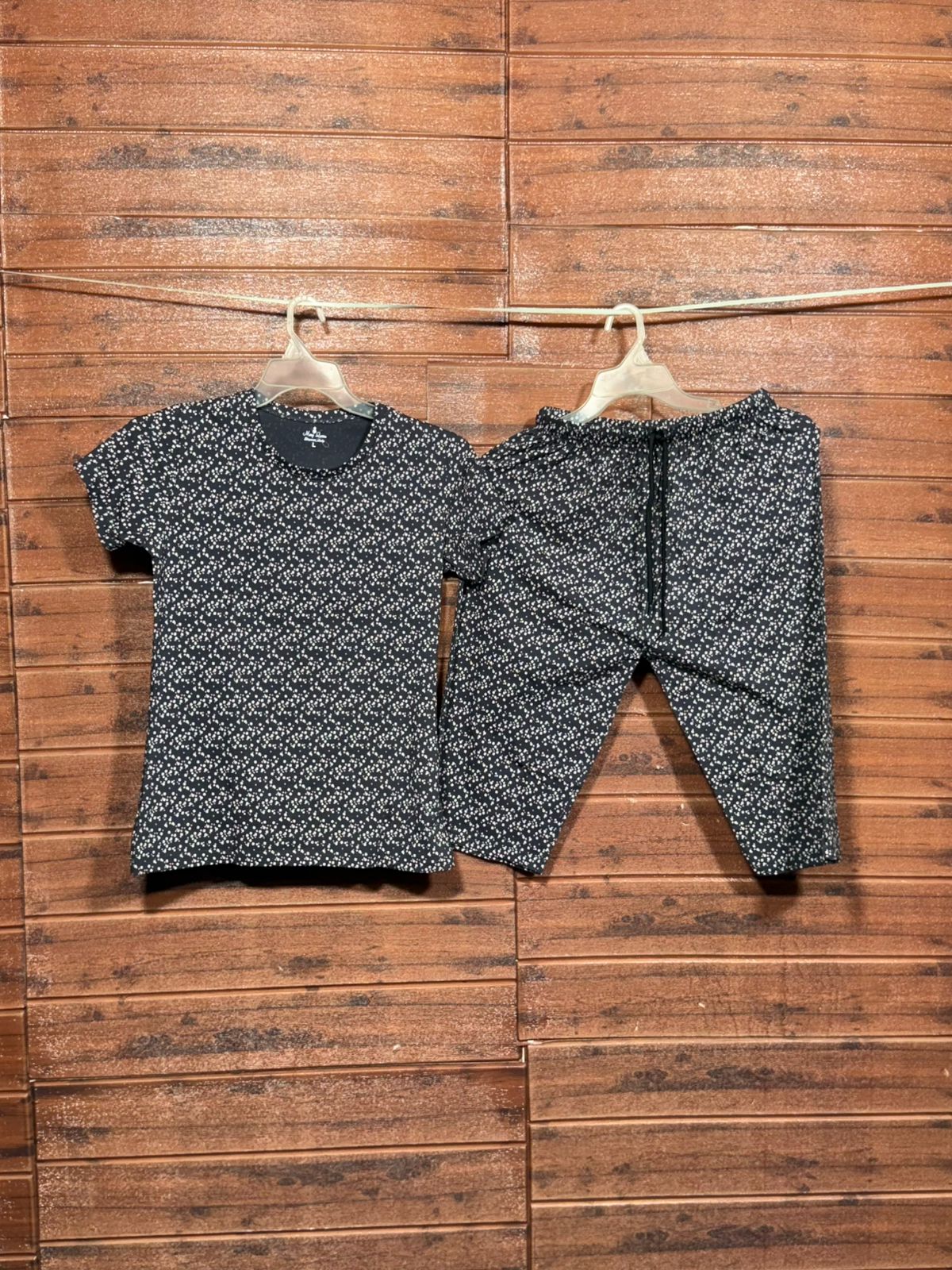 TShirt with 3/4th pant pyjama Black
