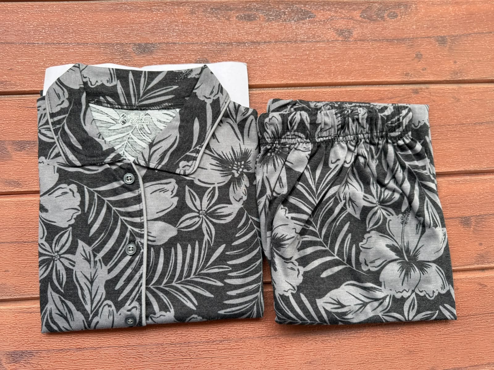 ELITE WOMENS SHIRT + PANT PYJAMA SET - TeebuyclothingELITE WOMENS SHIRT + PANT PYJAMA SET for women & kids - Teebuyclothing