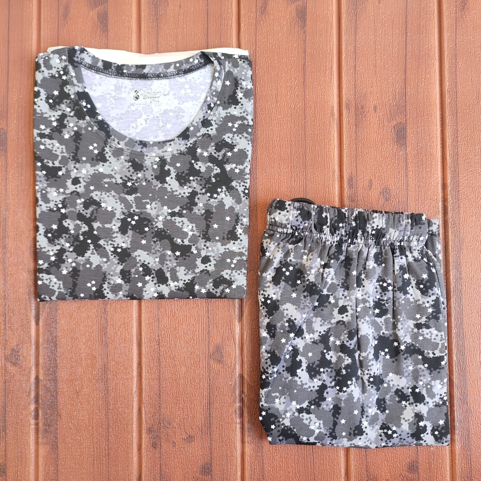ELITE WOMENS TSHIRT + PANT PYJAMA SET - TeebuyclothingELITE WOMENS TSHIRT + PANT PYJAMA SET for women & kids - Teebuyclothing